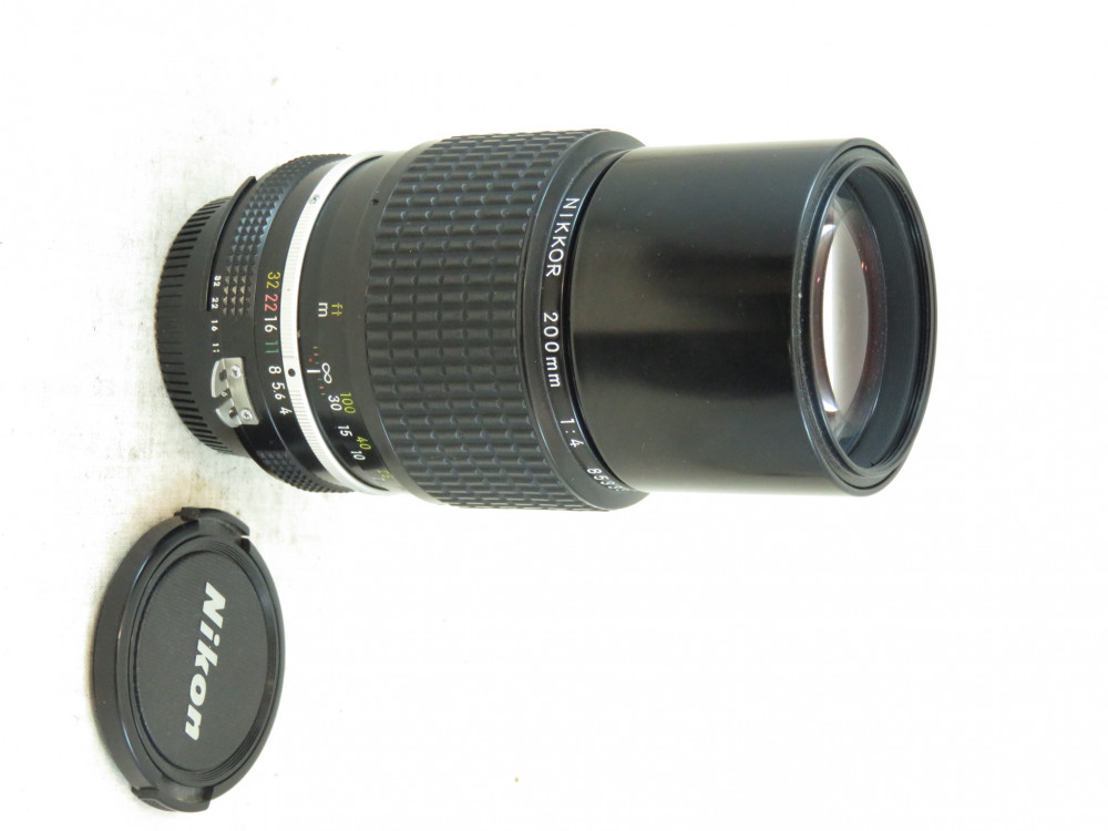 Nikon 200mm F4 AI Lens cn 19551 sn 853334 - PhotoCo Camera