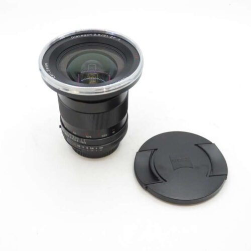 a camera lens with a lens cap