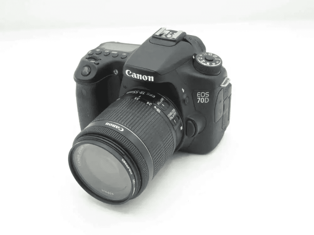 Canon EOS 70D with 18-55mm Lens