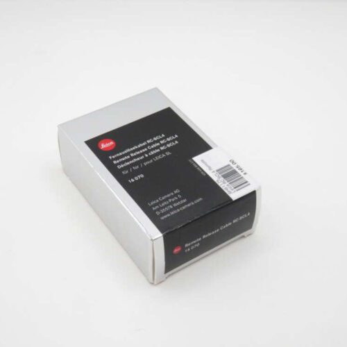 Box of Leica Remote Release Cable RC-SCL4 with black and white packaging and a barcode.