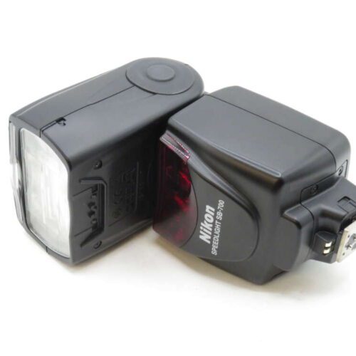 Nikon Speedlight SB-700 Flash