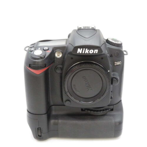 Nikon D90 DSLR Camera Body + Grip MB-D80