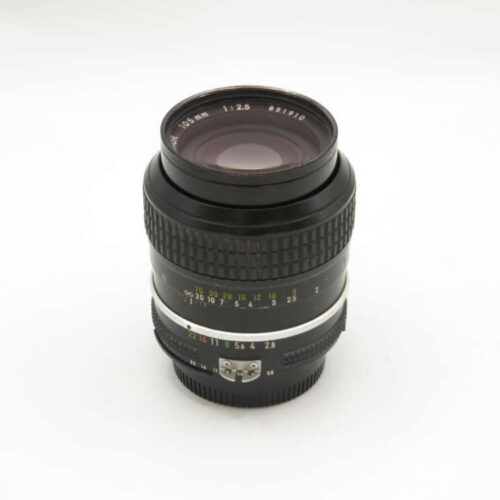 Nikon 105mm F2.5 Ai Lens
