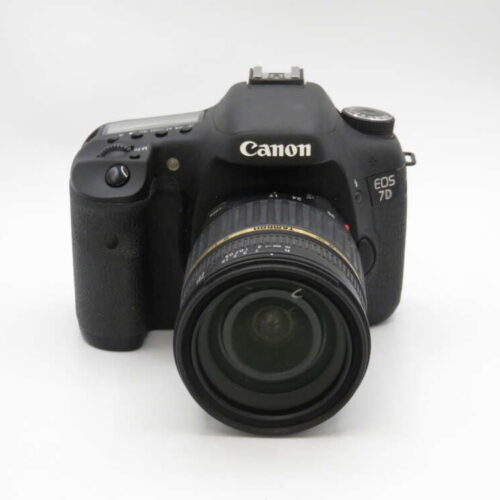 Canon EOS 7D DSLR + 17-50mm F2.8 Lens